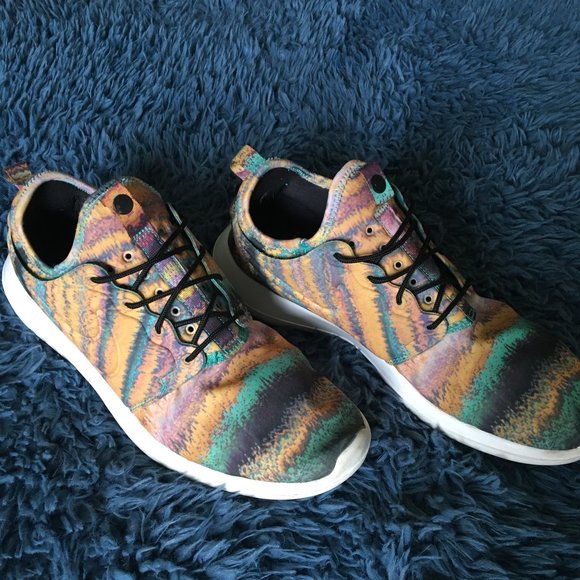 Nike Roshe - Picture 1 of 7